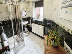 Shower Room - click for photo gallery